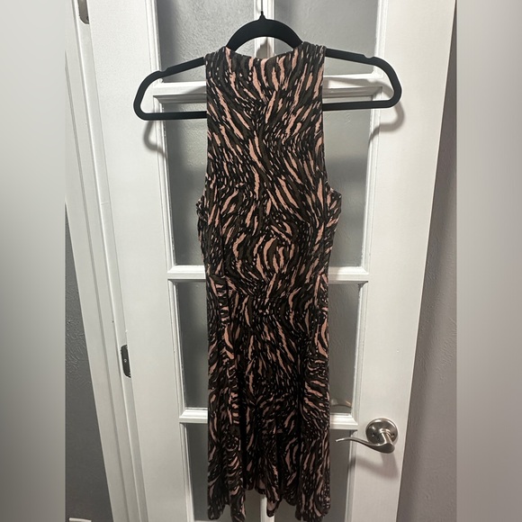 Athleta Santorini Dress - Picture 4 of 8